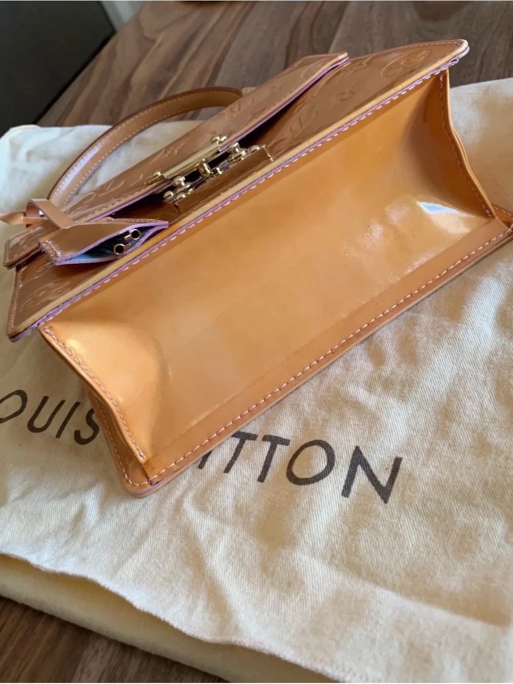 Louis Vuitton Monogram Spring Street